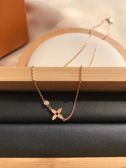 ˇGilded EraˇBLOSSOM PENDANT PINK GOLD AND DIAMOND