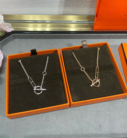 ˇGilded EraˇHM STERLING CHAINE D'ANCRE HEART