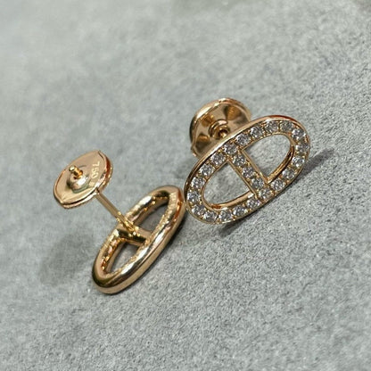 ˇGilded EraˇHM FULL DIAMOND PIG NOSE STUD EARRINGS