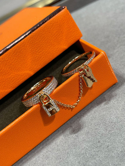 ˇGilded EraˇHM KELLY CLOCHETTE DOUBLE RING IN  WITH DIAMONDS