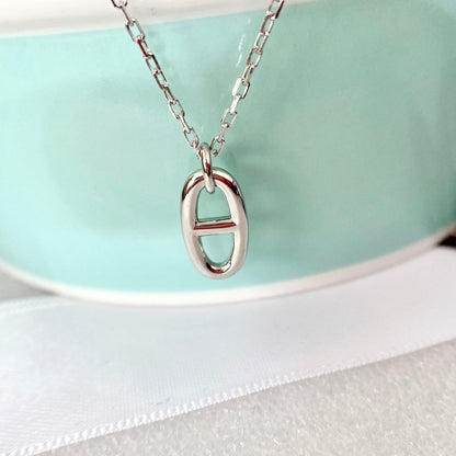 ˇGilded EraˇHM PIG NOSE NECKLACE