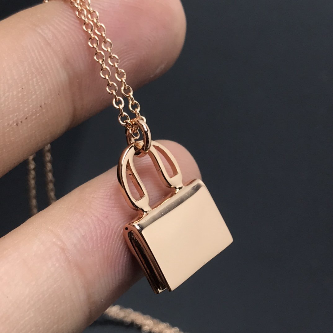 ˇGilded EraˇHM NECKLACE ARRIVAL BLACK DIAMOND