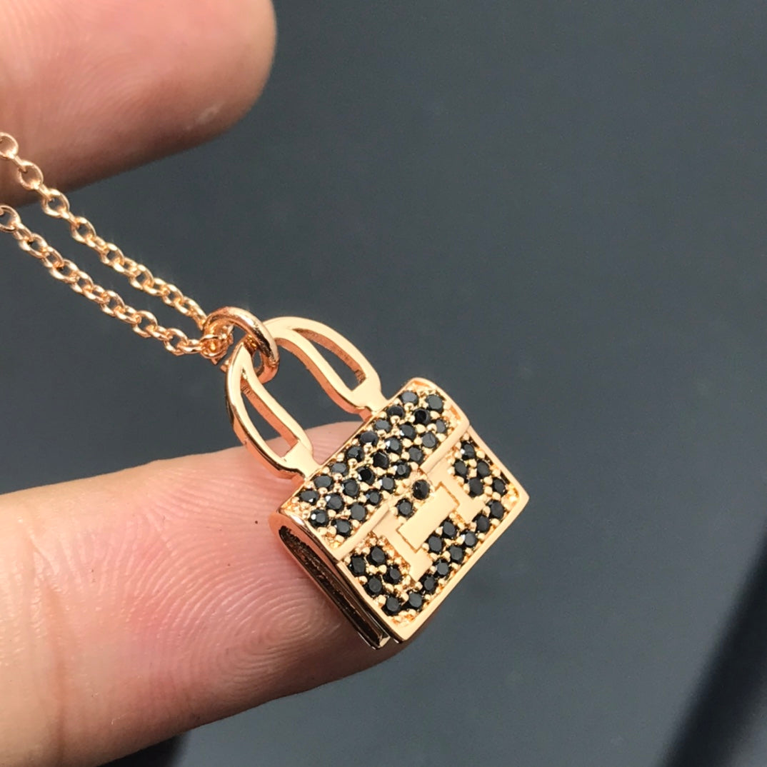 ˇGilded EraˇHM NECKLACE ARRIVAL BLACK DIAMOND