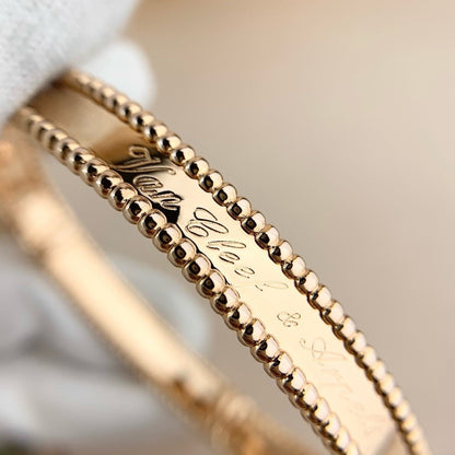 ˇGilded EraˇCLOVER BRACELET ENGRAVING SERIES