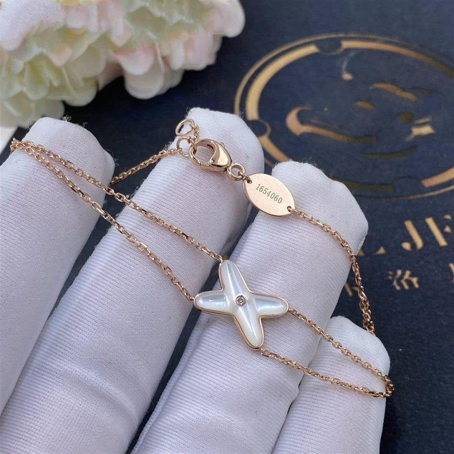 ˇGilded EraˇJEUX BRACELET WHITE MOP PINK GOLD 1 DIAMOND