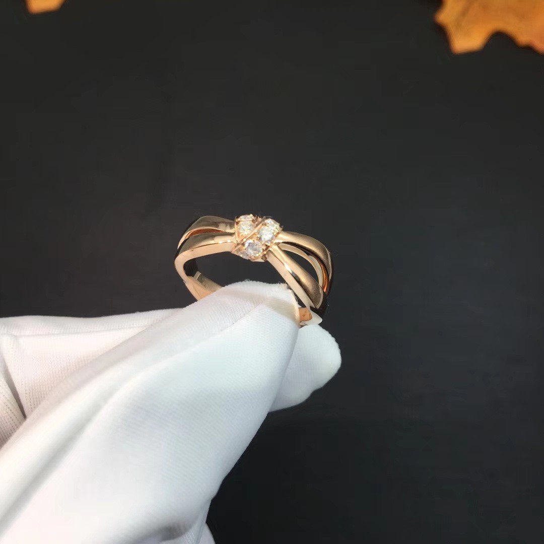 ˇGilded EraˇLIENS RING PINK GOLD DIAMOND