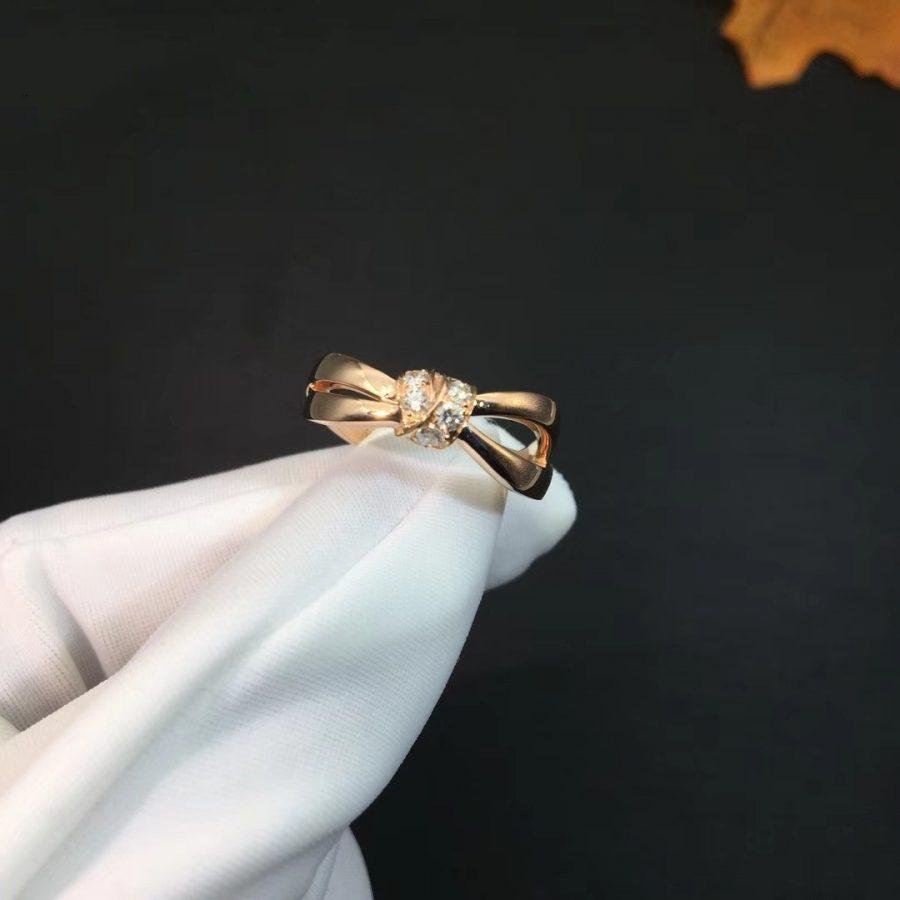 ˇGilded EraˇLIENS RING PINK GOLD DIAMOND