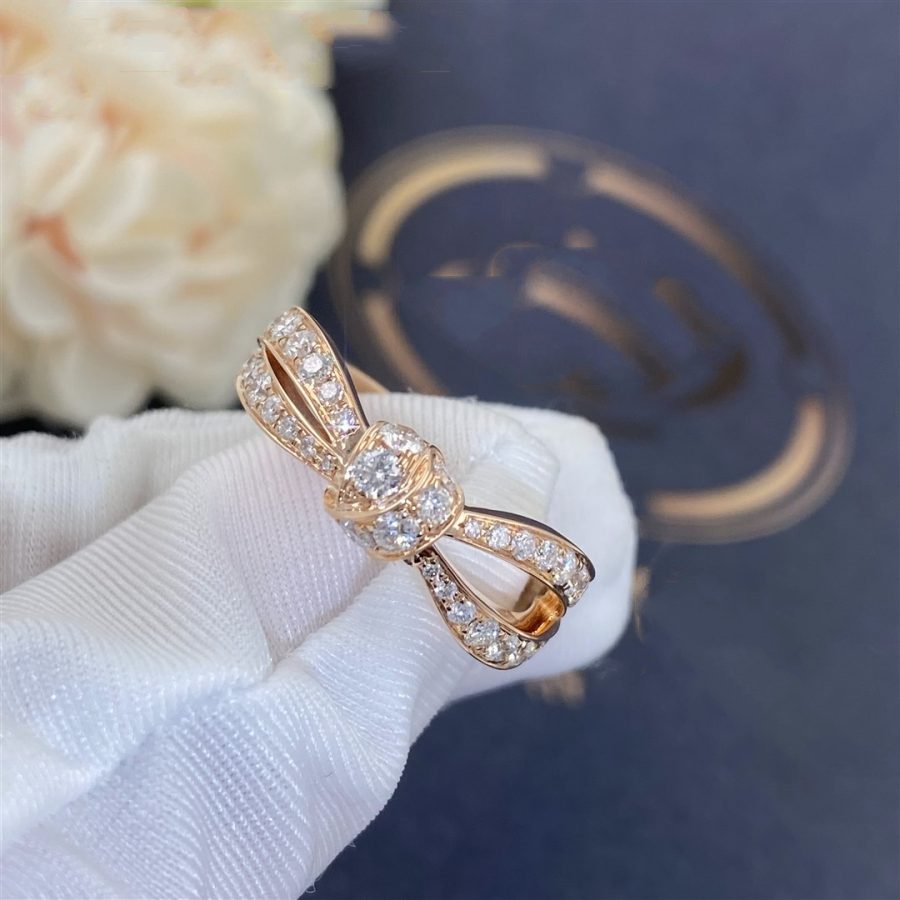 ˇGilded EraˇLIENS PINK GOLD DIAMOND RING