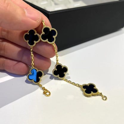ˇGilded EraˇCLOVER  5 MOTIFS BLACK ONYX BRACELET