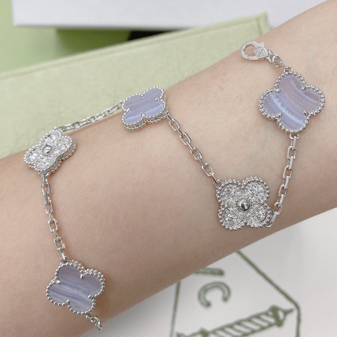 ˇGilded EraˇCLOVER  5 MOTIF DIAMOND PURPLE CHALCEDONY BRACELET SILVER