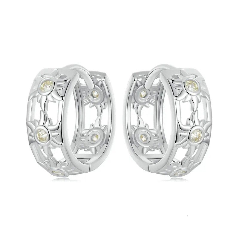 [STREET]White Gold Plated Inifinite Love Hoop Earring