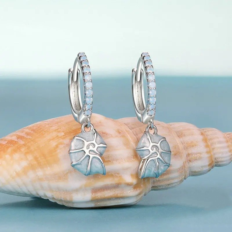 [STREET]Blue Conch Ear Buckles Sea Shell Drop Hypoallergenic Earrings