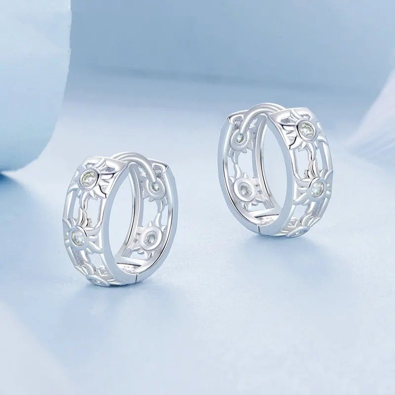 [STREET]White Gold Plated Inifinite Love Hoop Earring
