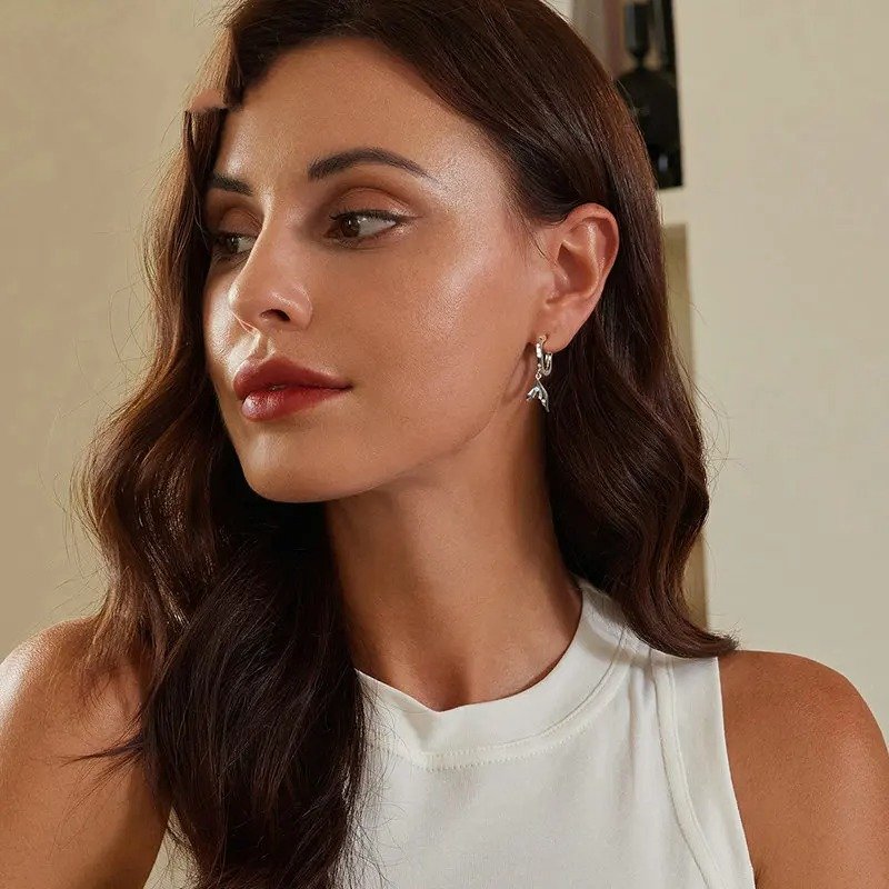 [STREET]Dainty Gold Plated Earring Hypoallergenic Fish Tail Earring