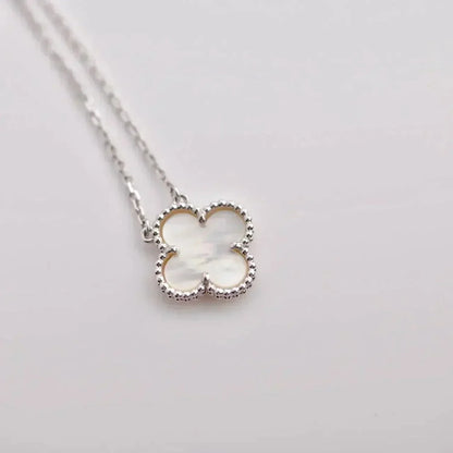 ˇGilded EraˇCLOVER  15MM WHITE MOTHER-OF-PEARL SILVER