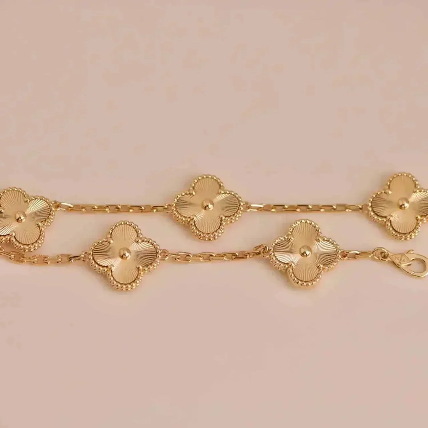 ˇGilded EraˇCLOVER 5 FLOWERS LASER BRACELET