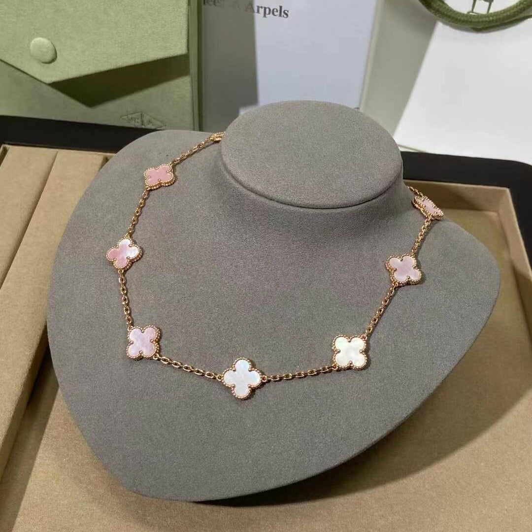 ˇGilded EraˇCLOVER 10 MOTIFS PINK MOP NECKLACE