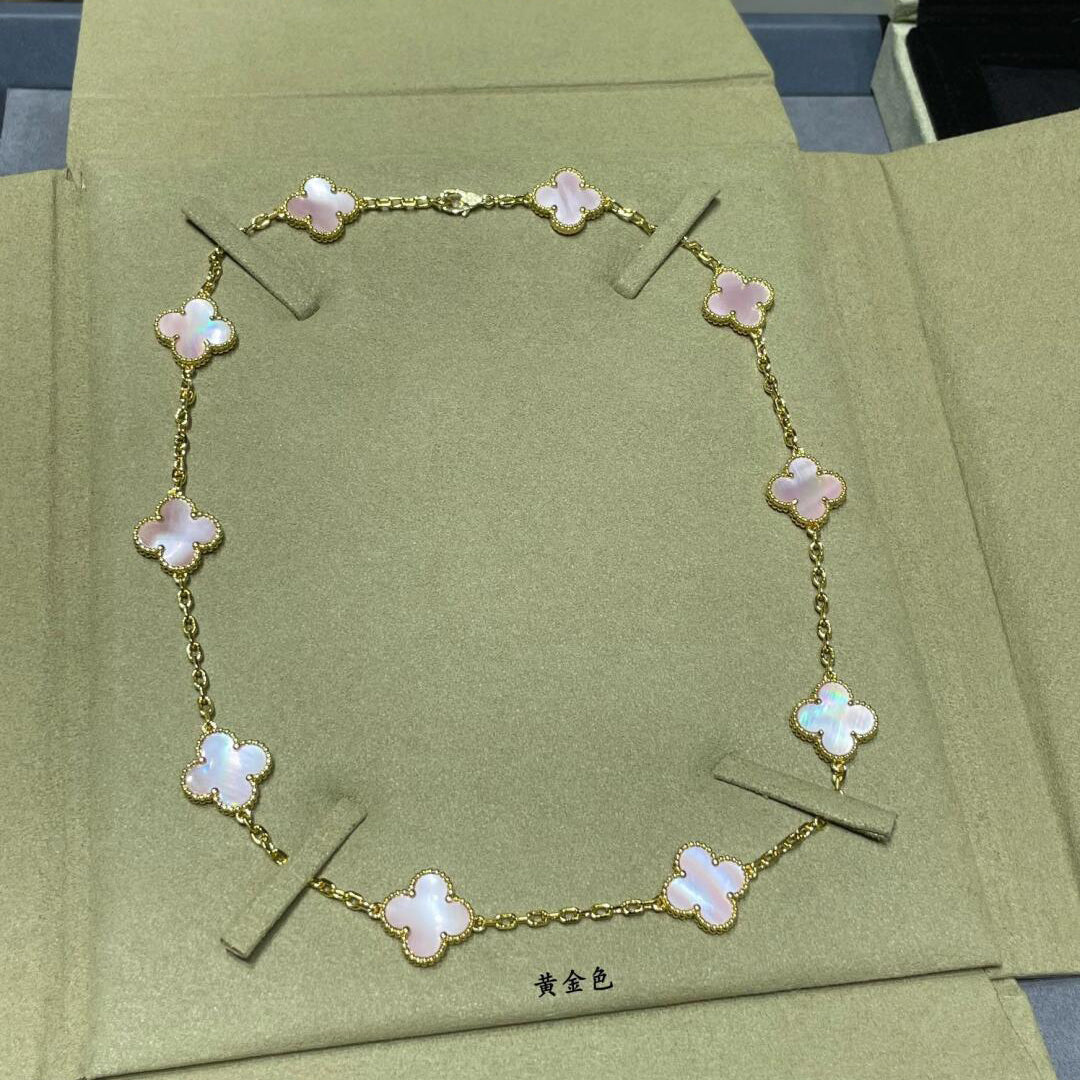 ˇGilded EraˇCLOVER 10 MOTIFS PINK MOP NECKLACE