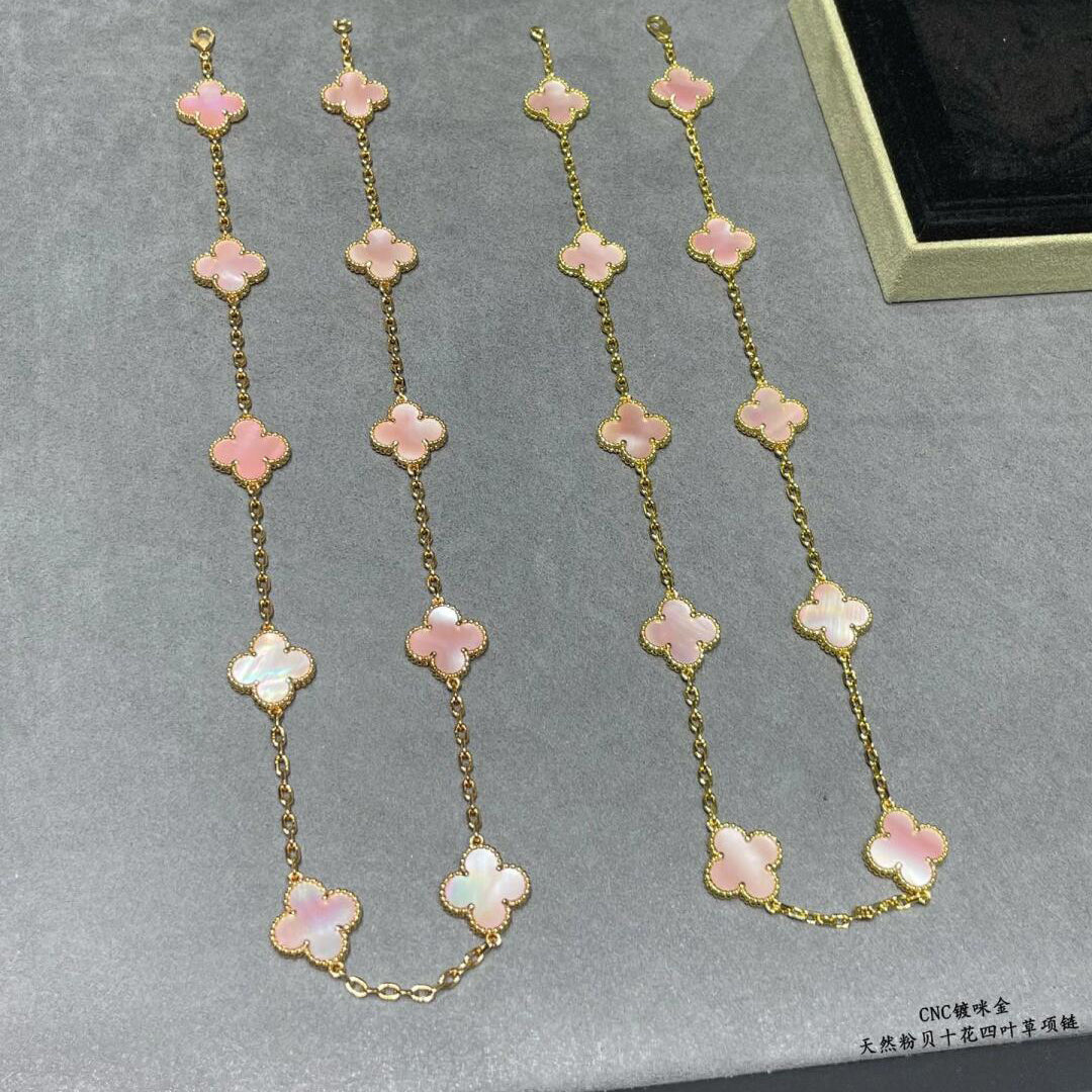 ˇGilded EraˇCLOVER 10 MOTIFS PINK MOP NECKLACE