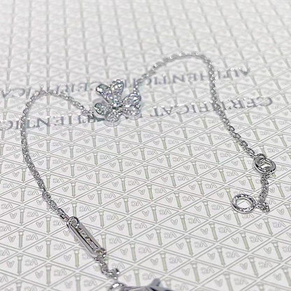 ˇGilded EraˇFRIVOLE SILVER FLOWER DIAMOND BRACELET