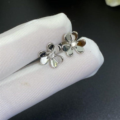 ˇGilded EraˇFRIVOLE MINI SILVER FLOWER EARRINGS