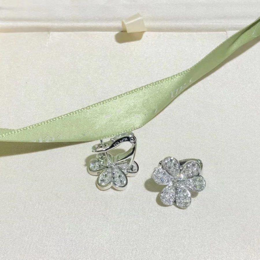 ˇGilded EraˇFRIVOLE SILVER FLOWER DIAMOND EARRINGS