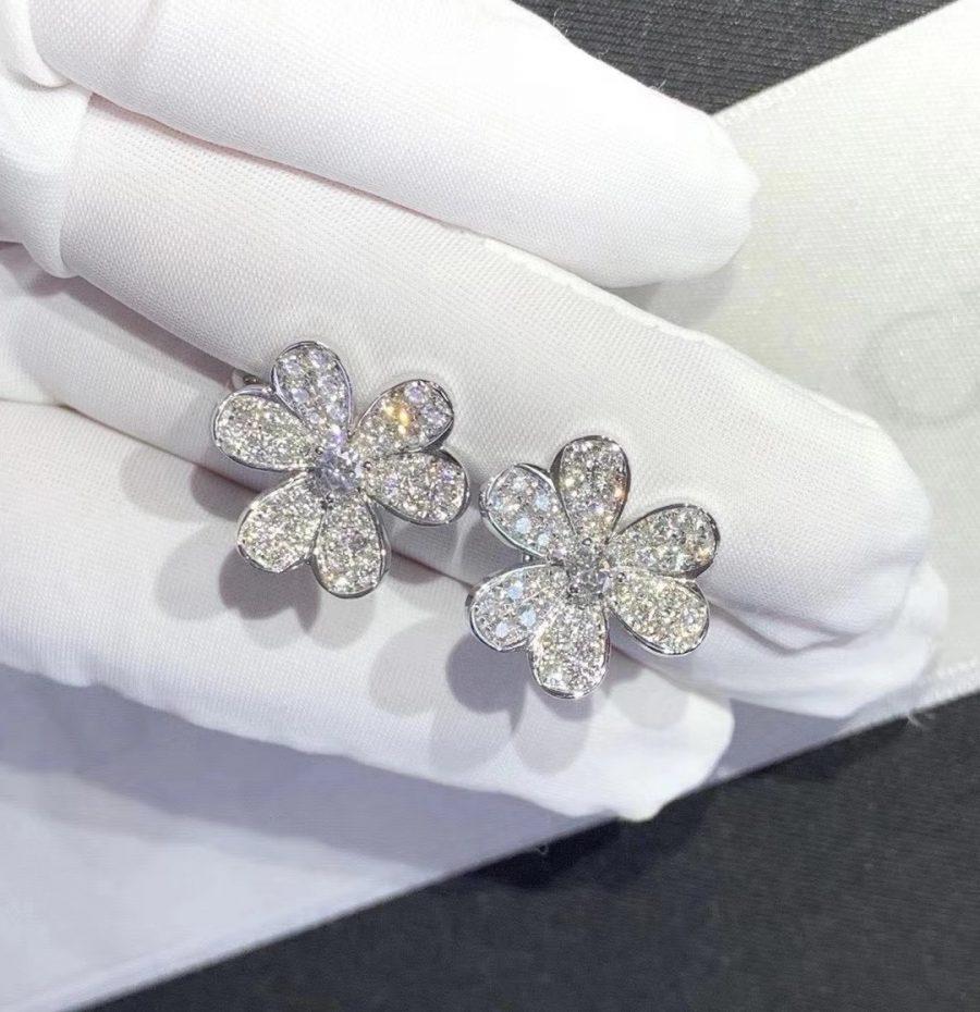 ˇGilded EraˇFRIVOLE SILVER FLOWER DIAMOND EARRINGS