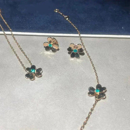 ˇGilded EraˇFRIVOLE  FLOWER MALACHITE EARRINGS