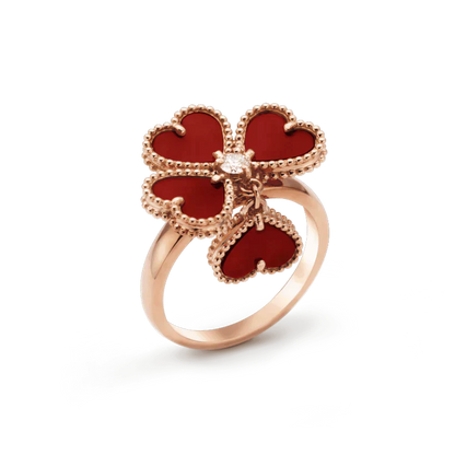 ˇGilded EraˇSWEET CLOVER CARNELIAN RING