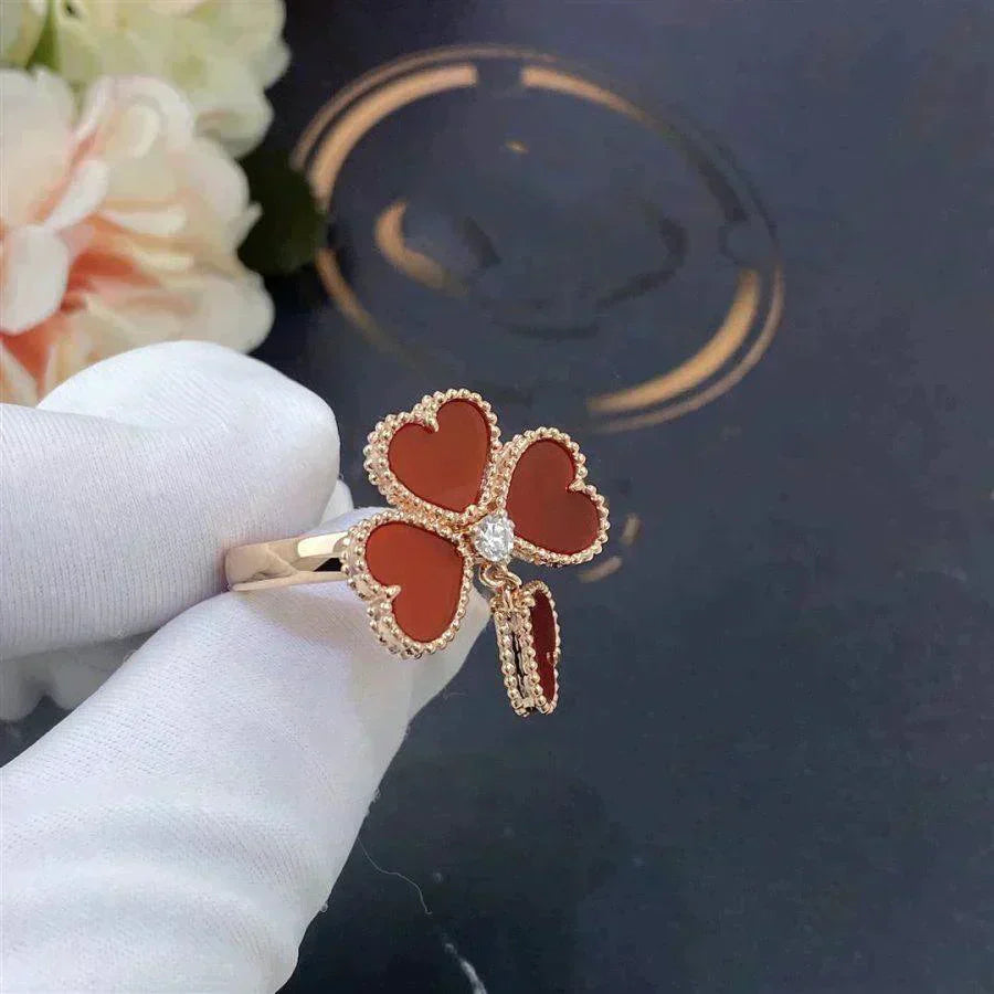 ˇGilded EraˇSWEET CLOVER CARNELIAN RING