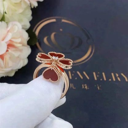 ˇGilded EraˇSWEET CLOVER CARNELIAN RING