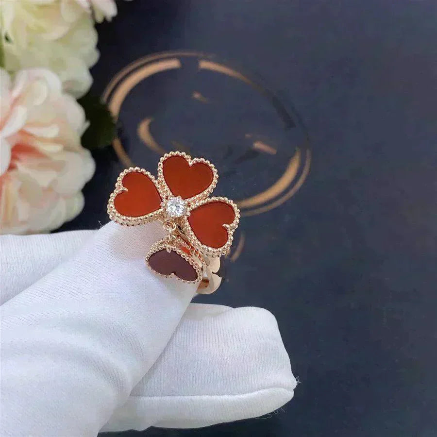 ˇGilded EraˇSWEET CLOVER CARNELIAN RING