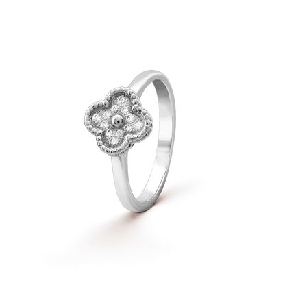 ˇGilded EraˇCLOVER DIAMOND RING