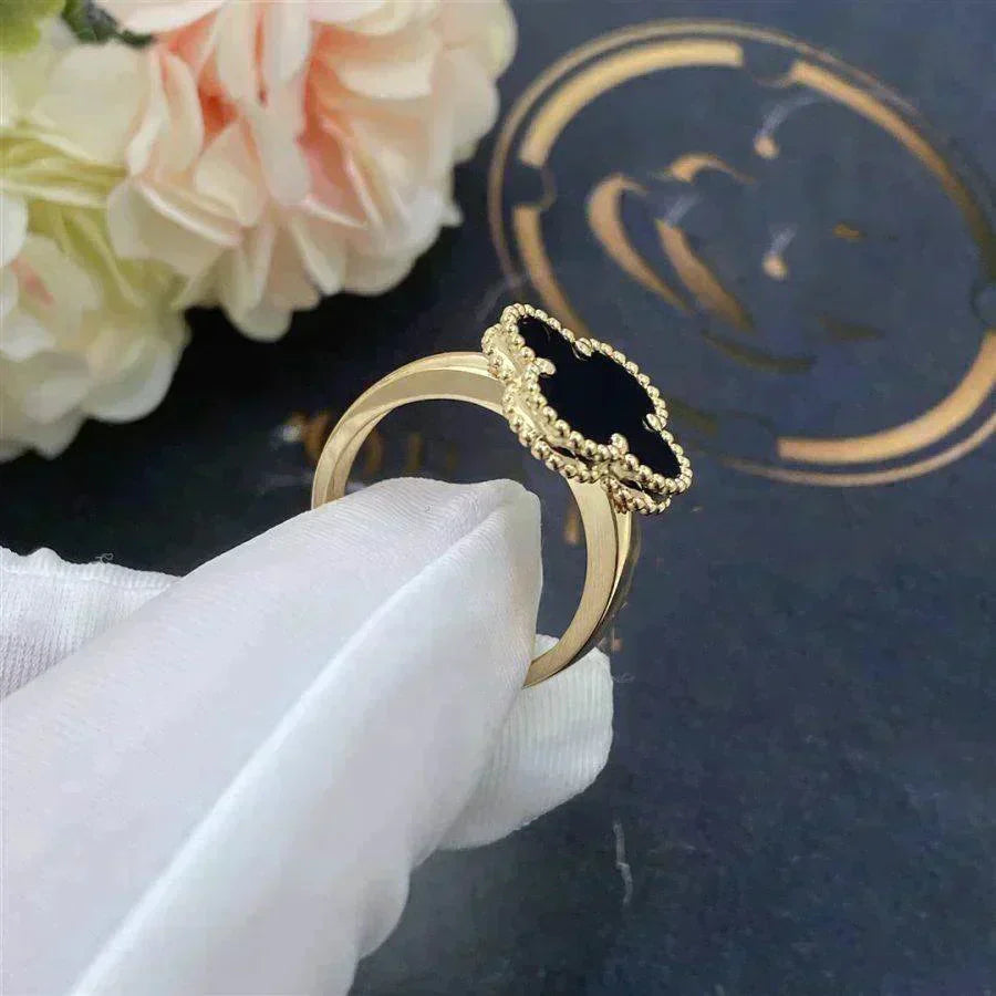 ˇGilded EraˇCLOVER ONYX RING