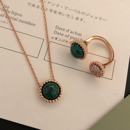 ˇGilded EraˇPERLEE COULEURS DIAMOND ROSE GOLD BETWEEN THE FINGER RING