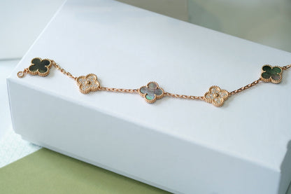 ˇGilded EraˇCLOVER 5 MOTIFS DARK MOP AND DIAMONDS PINK GOLD BRACELET